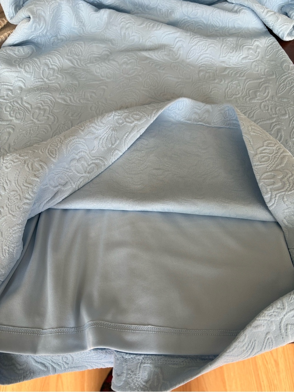 Ivanka Trump Pale Blue Textured Dress with Flutter Sleeves 8 Fairy. Old money - Picture 10 of 11